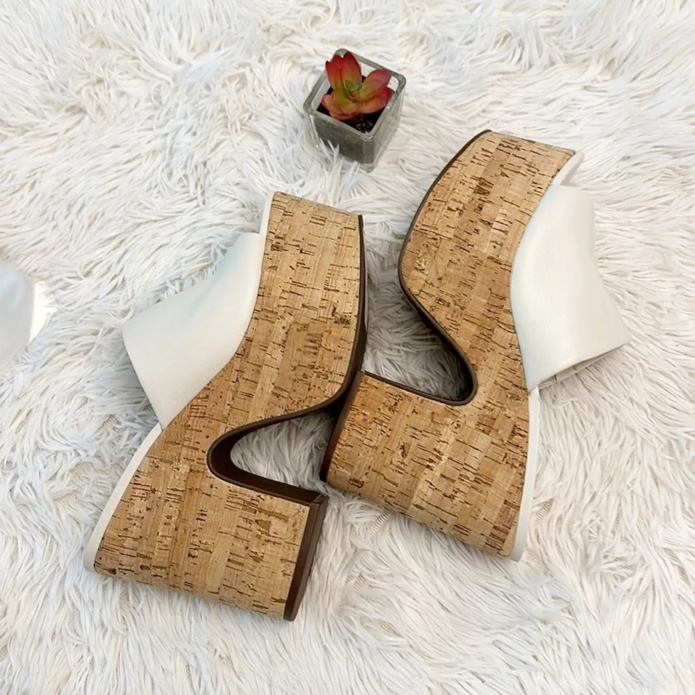 SCHUTZ nwt revolve